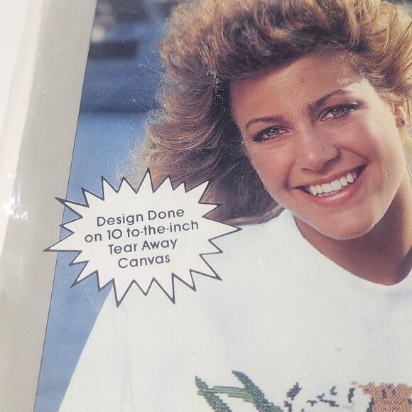 Vintage Wearables To Cross Stitch Kit Tiger Eyes 60362 Golden Bee New Sealed - Picture 3 of 4